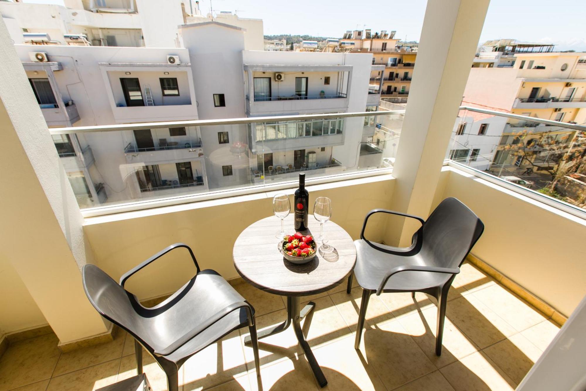 Cosmos Hotel Réthimno Kültér fotó