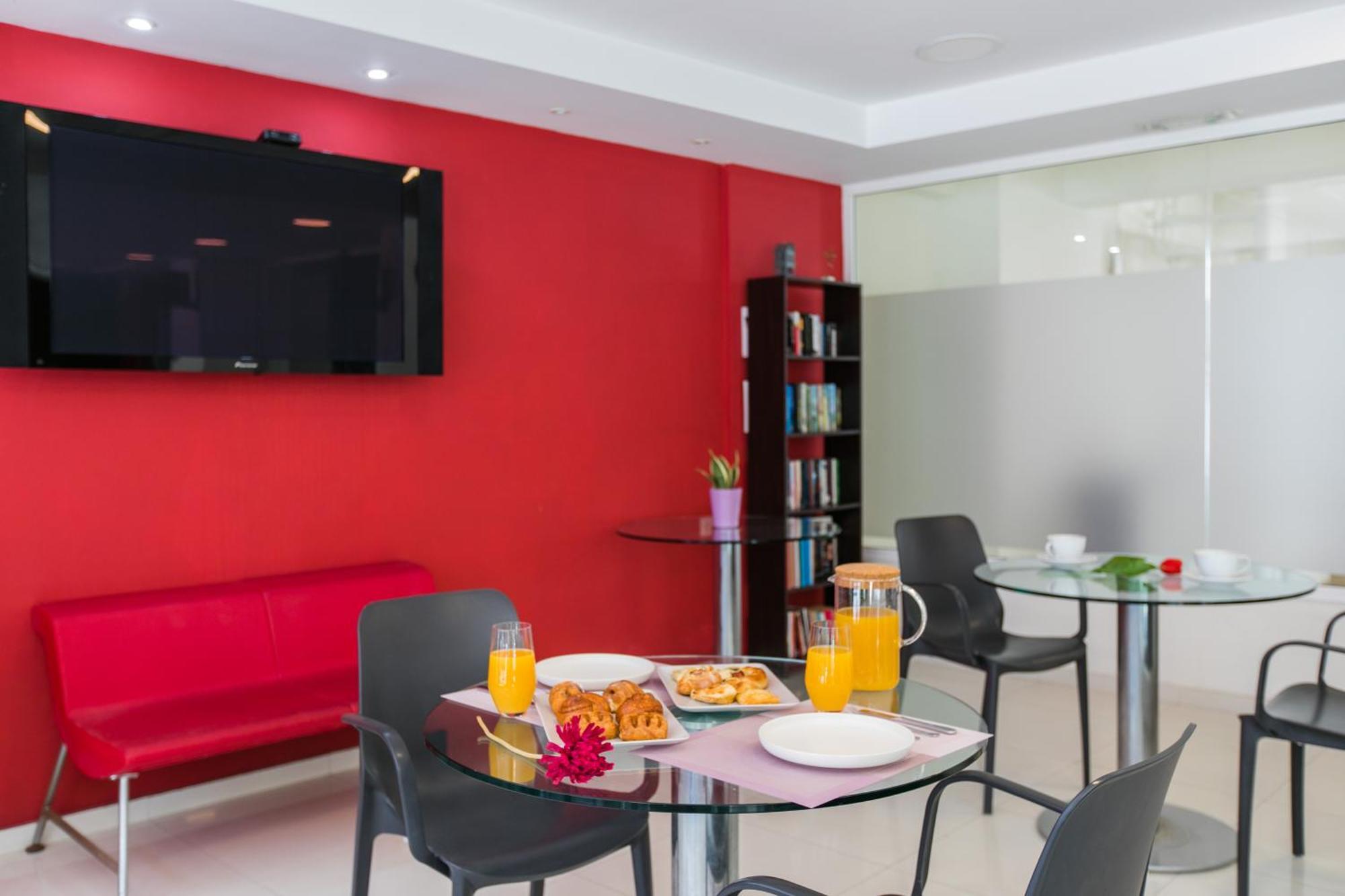 Cosmos Hotel Réthimno Kültér fotó